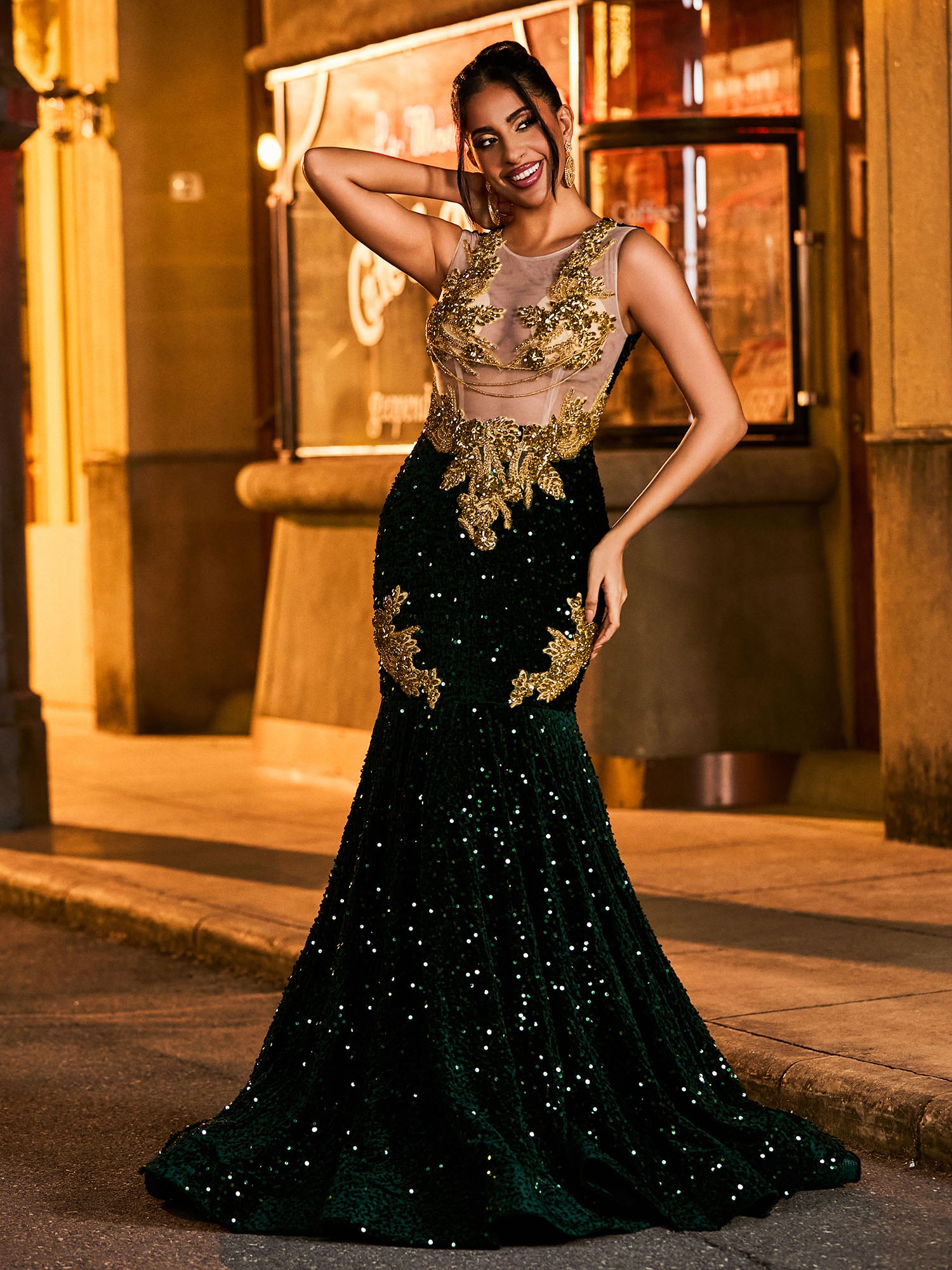 Dazzling Rhinestone-Embellished Mermaid Prom Dress Dark Green